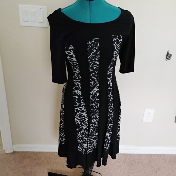 Connected apparel dress short sleeve black and white - Picture 1 of 10